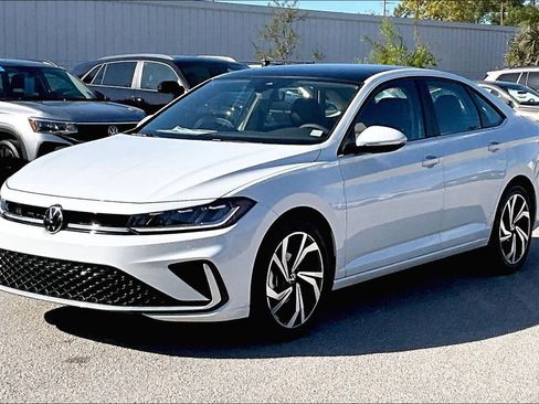 New 2026 Volkswagen Jetta SEL image 9