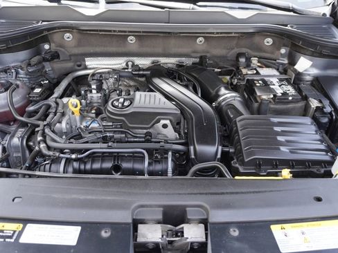 Used 2024 Volkswagen Taos SE FWD image 25