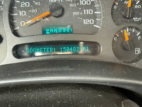 Used 2004 Chevrolet Silverado 1500 W/T RWD image 12