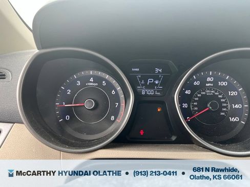 Used 2016 Hyundai Elantra SE FWD image 3