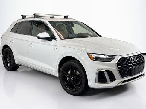 Used 2023 Audi Q5 e Premium image 3