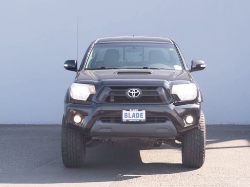 Used 2015 Toyota Tacoma 4x4 Double Cab w/ TRD Sport Package image 15