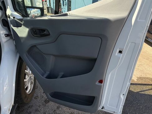 Used 2016 Ford Transit 350 XLT RWD image 17