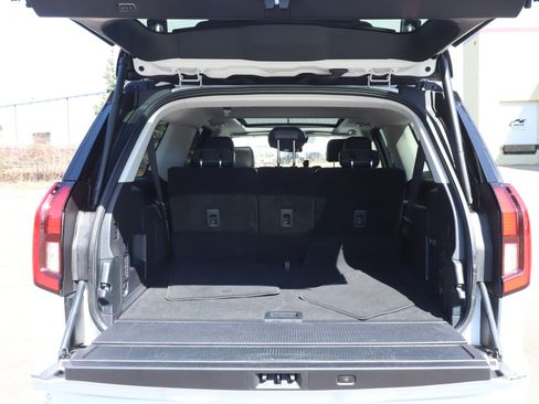 Used 2025 Ford Expedition Max Platinum image 18