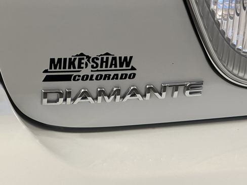 Used 2004 Mitsubishi Diamante LS image 9