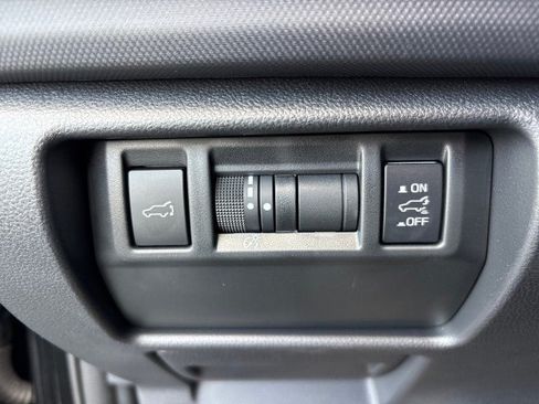 Certified 2025 Subaru Forester Touring w/ Popular Package - Touring AWD/4WD image 16