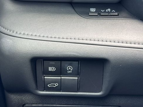 Used 2023 Toyota Highlander XSE FWD image 20