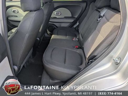 Used 2018 Kia Soul + FWD image 25