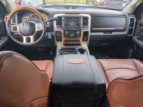 Used 2018 RAM 2500 Longhorn image 16