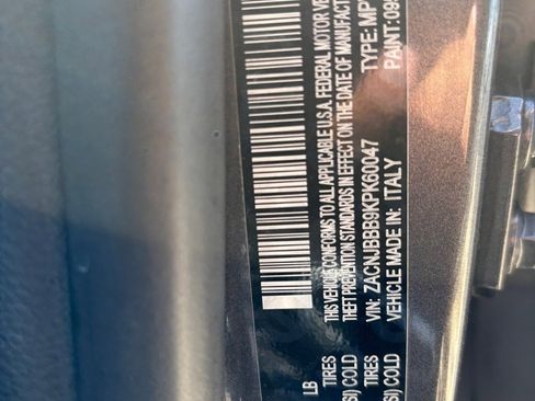 Used 2019 Jeep Renegade Latitude w/ Popular Equipment Group image 35