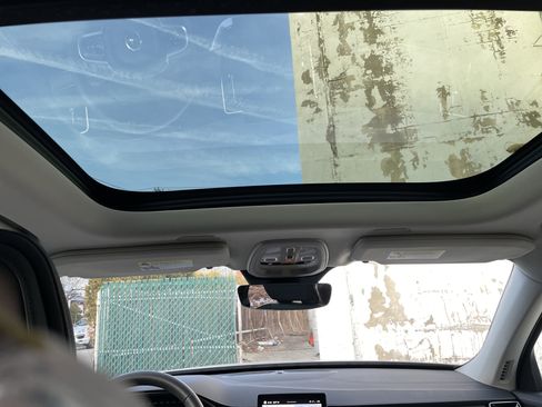 Used 2025 Volvo XC90 B6 Plus image 35