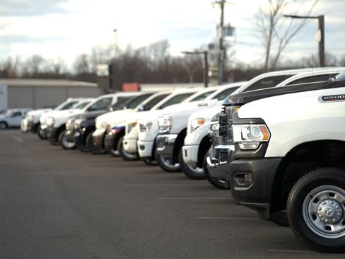 Used 2022 Ford F150 Lariat w/ Equipment Group 502A High image 32