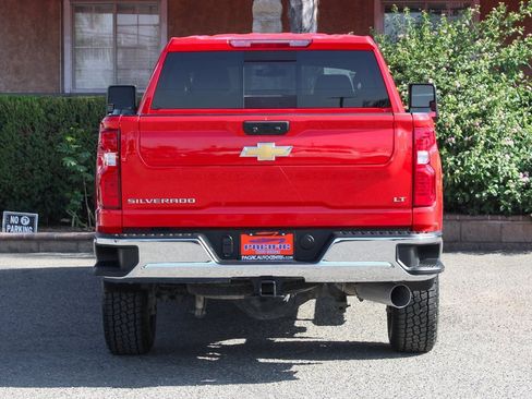 Used 2022 Chevrolet Silverado 2500 LT w/ Convenience Package image 7