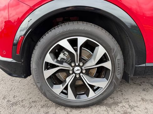 Used 2022 Ford Mustang Mach-E Premium image 10