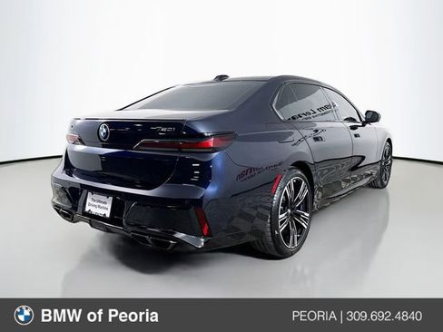 Used 2024 BMW 760i xDrive w/ Executive Package image 7