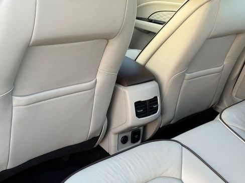 Used 2017 Ford Fusion Energi Platinum image 31