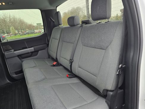 Used 2025 Ford F150 Lightning XLT image 18