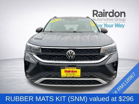 Used 2024 Volkswagen Taos S image 2