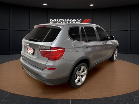 Used 2017 BMW X3 xDrive28i AWD/4WD image 4