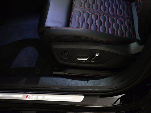 New 2026 Audi RS 6 performance image 24
