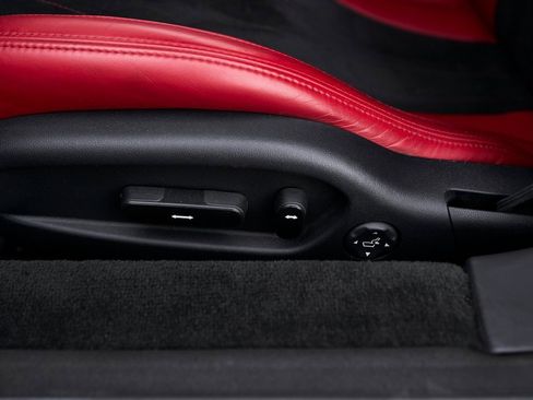 Used 2021 Acura NSX image 37