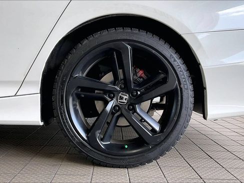 Used 2020 Honda Accord Sport image 32