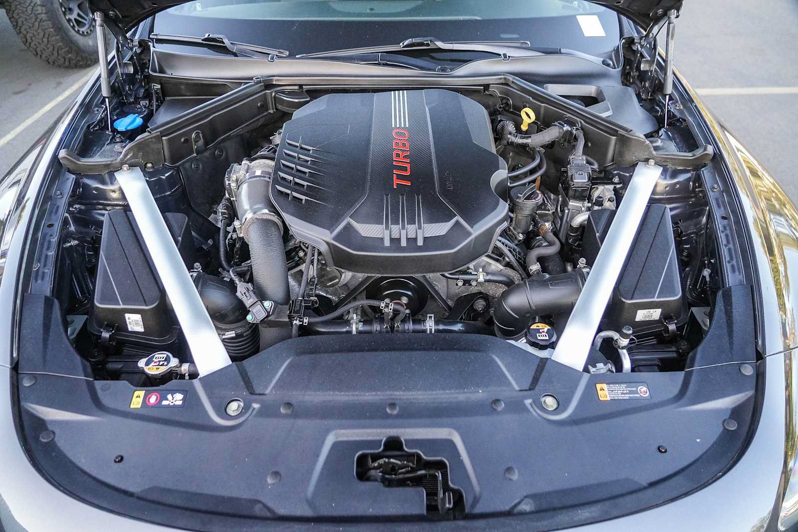 Used 2022 Kia Stinger GT1 AWD/4WD image 26