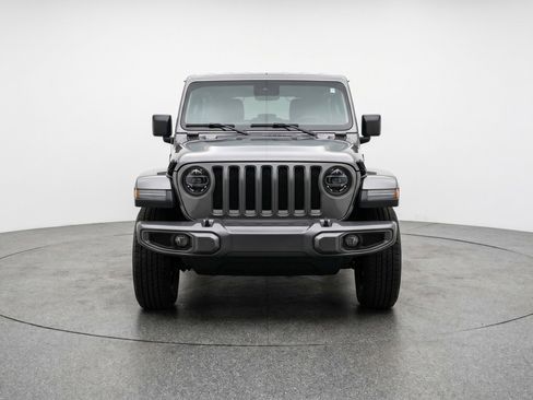 Used 2025 Jeep Wrangler Sport S image 2