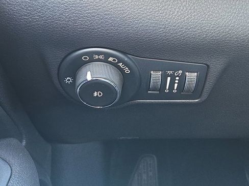 New 2026 Jeep Compass Latitude image 30