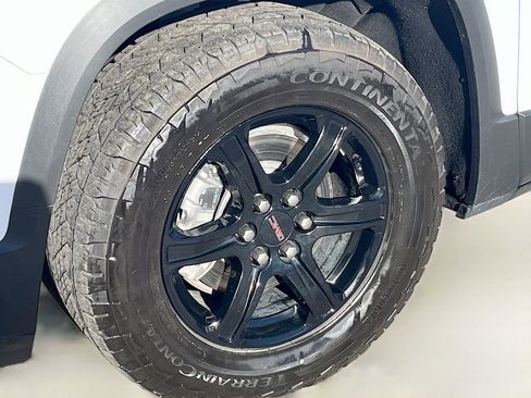 Used 2021 GMC Acadia AT4 w/ Trailering Package AWD/4WD image 34