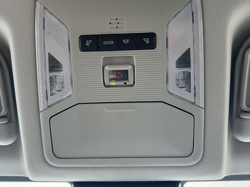 Certified 2025 Toyota RAV4 XLE image 30