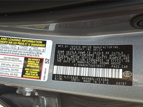 Used 2025 Toyota Camry SE image 36