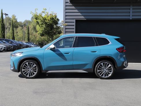 Used 2024 BMW X1 xDrive28i w/ Convenience Package AWD/4WD image 5