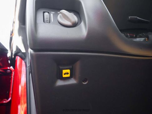 Used 1997 Pontiac Firebird Coupe w/ Opt Pkg image 38