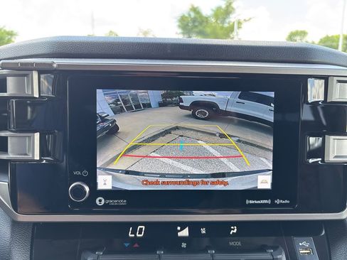 Used 2022 Toyota Tundra SR5 w/ SR5 Convenience Package AWD/4WD image 64