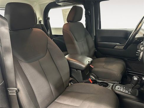 Used 2018 Jeep Wrangler Sport image 15