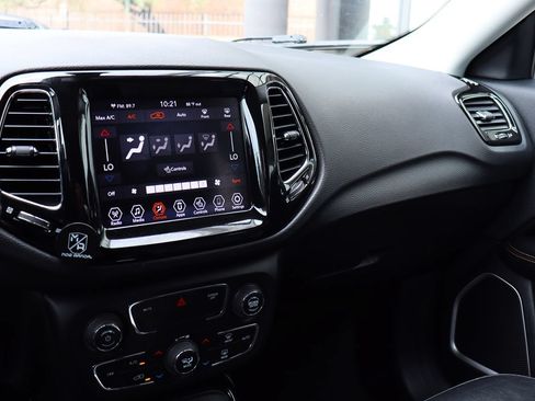 Used 2020 Jeep Compass Limited FWD image 43