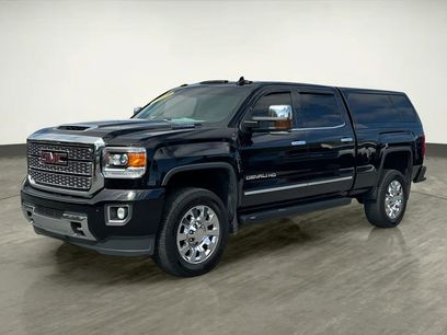 Used 2019 GMC Sierra 2500 Denali w/ Duramax Plus Package