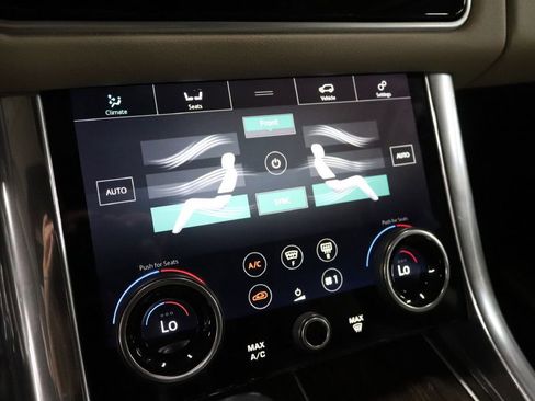 Used 2019 Land Rover Range Rover Sport HSE image 31