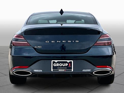 Used 2025 Genesis G70 2.5T image 4