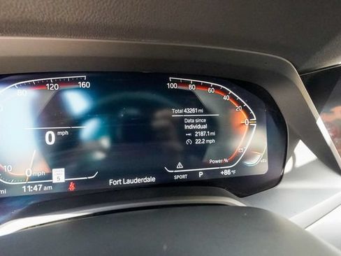 Used 2023 BMW X5 xDrive40i w/ Parking Assistance Package AWD/4WD image 58