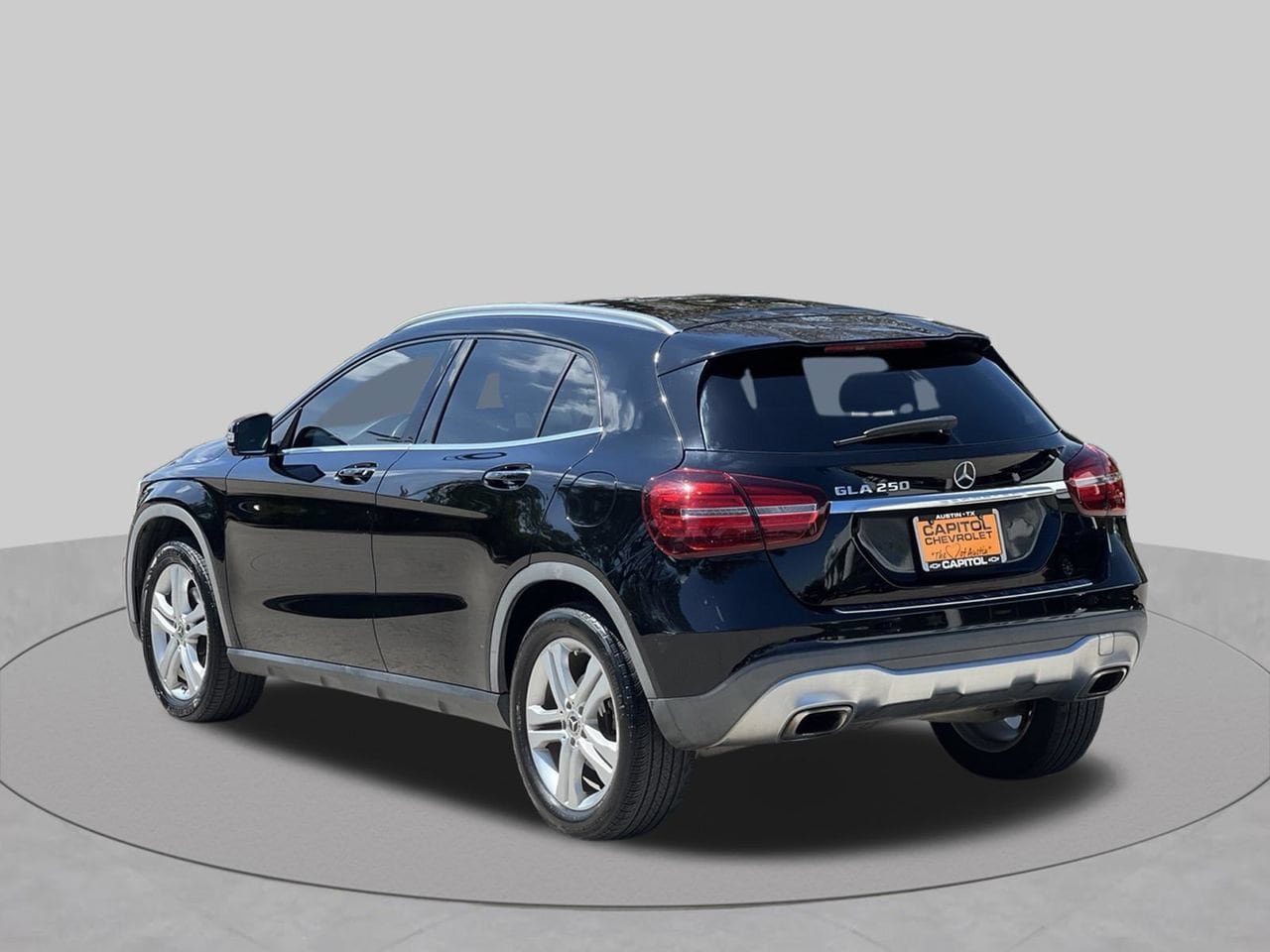 Used 2019 Mercedes-Benz GLA 250 image 3