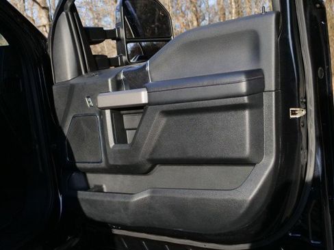 Used 2020 Ford F350 Platinum image 45