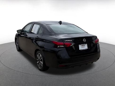 Used 2025 Nissan Versa SV image 11