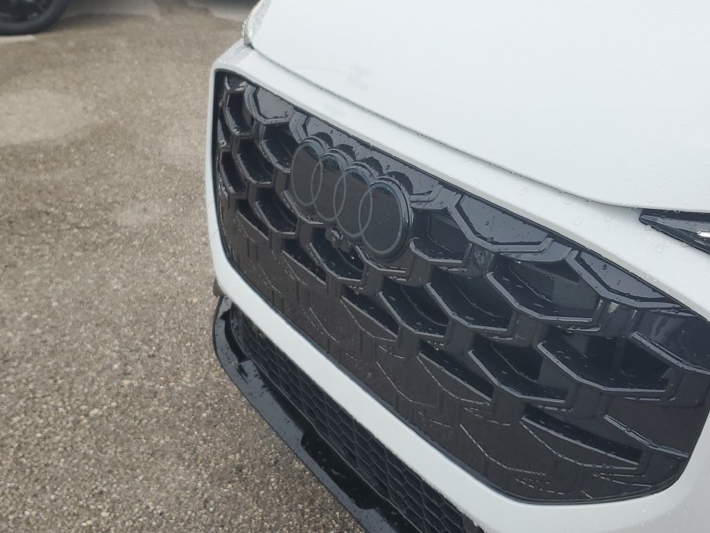 New 2026 Audi Q3 quattro 2.0T AWD/4WD image 11