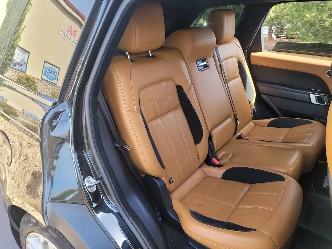 Used 2018 Land Rover Range Rover Sport Supercharged AWD/4WD image 35