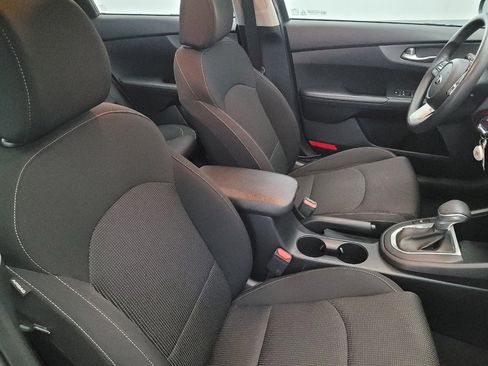 Used 2019 Kia Forte LXS image 21