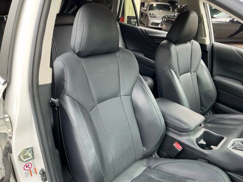Used 2020 Subaru Outback Limited image 21