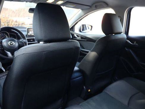 Used 2015 MAZDA MAZDA3 i Sport FWD image 16