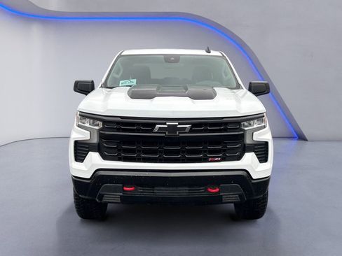 Used 2024 Chevrolet Silverado 1500 LT Trail Boss w/ Protection Package AWD/4WD image 8